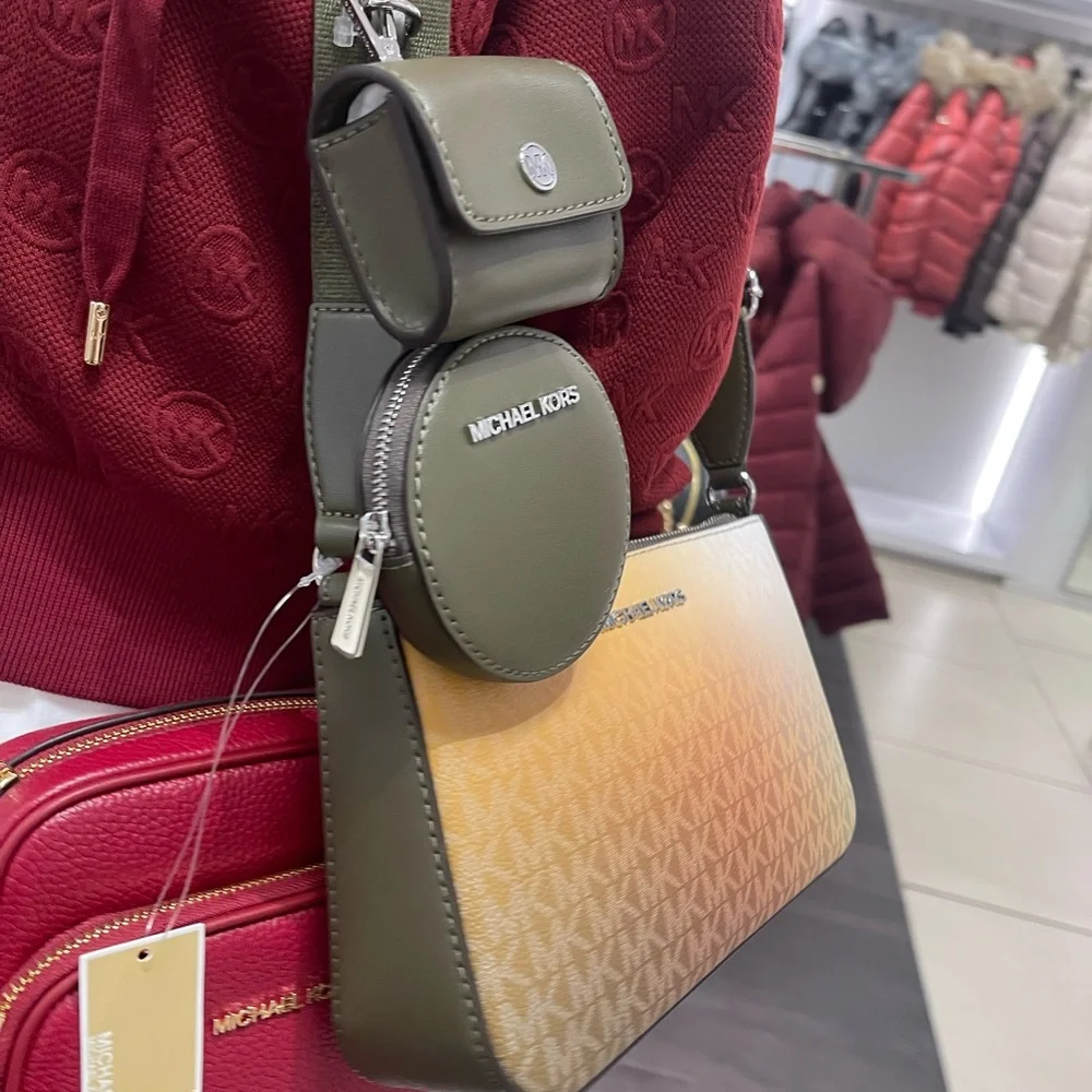 MICHAEL KORS Jet Set Small Ombré Signature Logo Crossbody Case Apple Airpods Pro